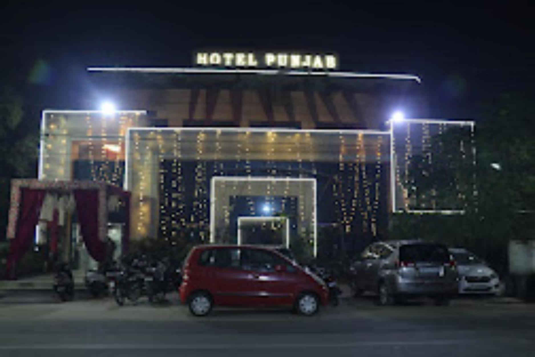 Hotel Punjab , Saharanpur Sahāranpur Exterior photo
